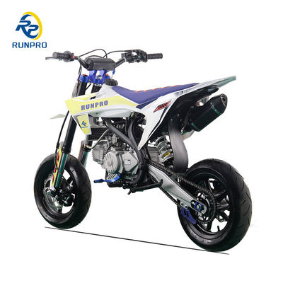 Motor Viertakt Runpro 190cc Olie koeler Pit Bike voor GP Moto Dirt Bike liefhebbers