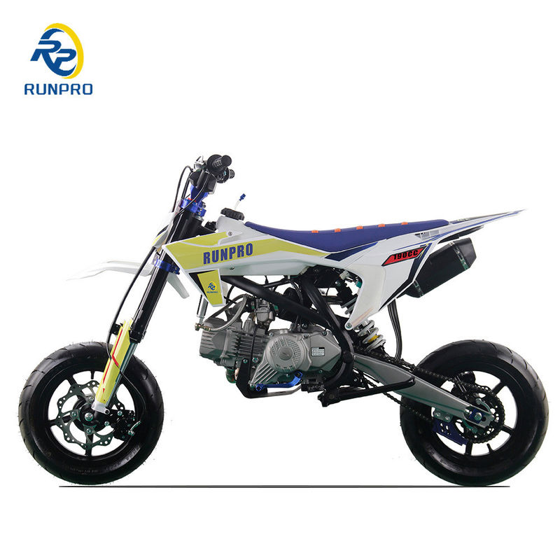 Motor Viertakt Runpro 190cc Olie koeler Pit Bike voor GP Moto Dirt Bike liefhebbers
